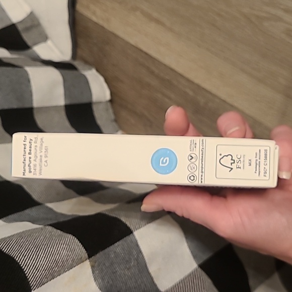 Gopure zinc oxide sunscreen lotion broad spectrum spf40 tinted mineral spf - Picture 4 of 6